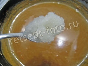 Муссовый торт с яблоками и карамельным муссом