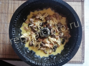 Низкокалорийный пирог с курицей и грибами