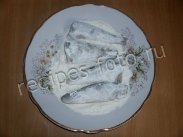 Нототения с овощами и томатным соусом  жареная на сковороде