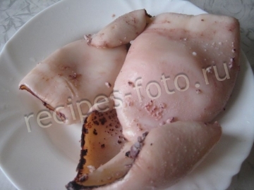 Новогодний салат "Дед мороз" с кальмарами
