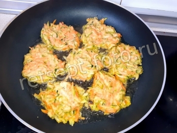 Оладьи из цуккини и батата