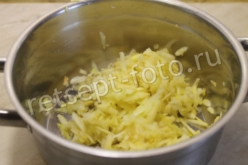 Оладьи с яблоками и овсянкой