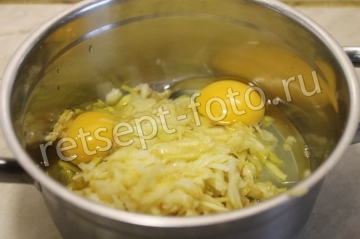 Оладьи с яблоками и овсянкой