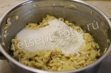Оладьи с яблоками и овсянкой