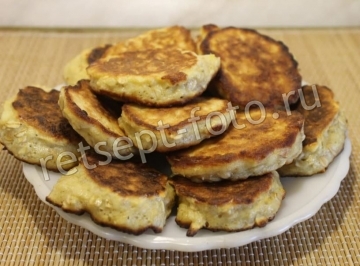Оладьи с яблоками и овсянкой