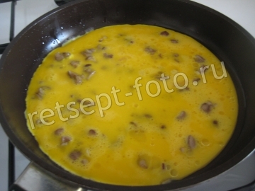 Омлет с маслятами