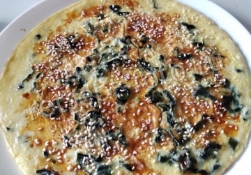 Омлет с вакаме и рисовой мукой