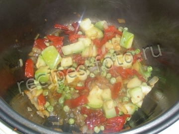 Омлет с зеленым горошком и сыром