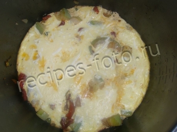 Омлет с зеленым горошком и сыром