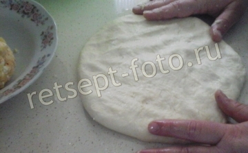 Осетинский пирог с брынзой и картошкой