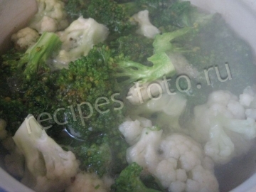Овощная запеканка с цветной капустой и брокколи