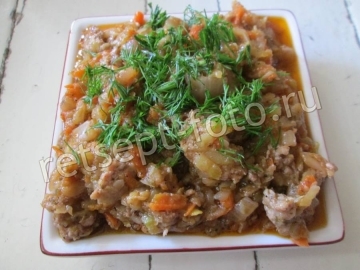 Овощное рагу с фаршем и кабачком