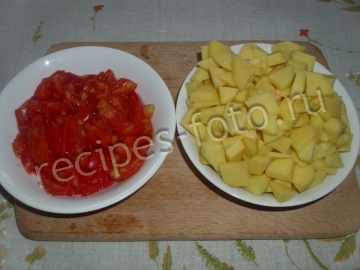 Овощное рагу с картошкой, кабачками и свеклой