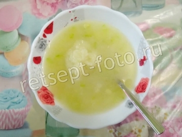 Овощной суп с цветной капустой и кабачком для детей до 1 года