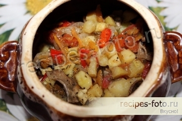 Овощное рагу с кабачками