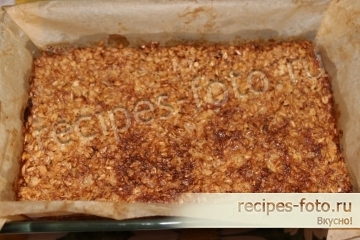 Овсяный пирог с яблоками без муки