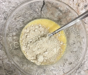 Овсяное печенье с шоколадом, сухофруктами и орехами