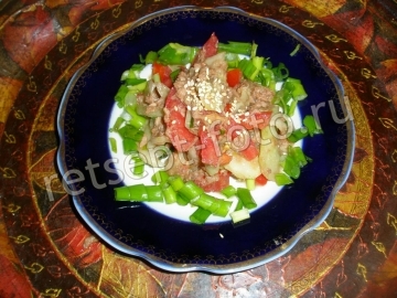 ПП салат с тунцом, огурцом и помидорами