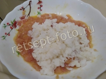 Паровые куриные котлеты с хлопьями для детей 1,5 года
