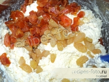 Пасха творожная с цукатами (сырая)