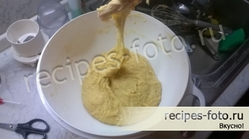 Пасхальный кулич на топленом молоке с изюмом