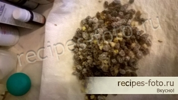 Пасхальный кулич на топленом молоке с изюмом