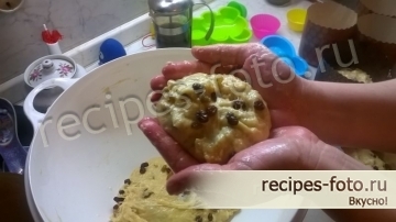 Пасхальный кулич на топленом молоке с изюмом
