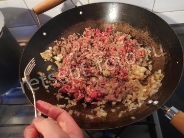 Паста Болоньезе с говяжьим фаршем и грибами