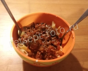 Паста Болоньезе с говяжьим фаршем и грибами