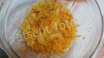 Печеночный торт из свиной печени с морковью и луком