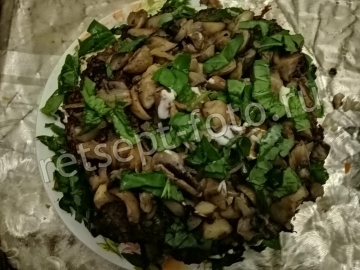 Печеночный торт с грибами и морковью