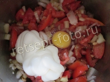 Печеночный торт с овощной начинкой в духовке