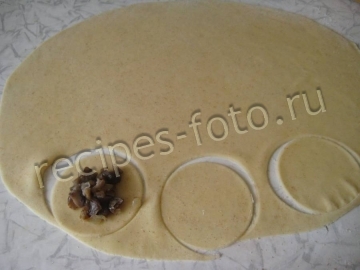 Пельмени с грибами