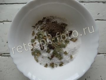 Пеленгас маринованный кусочками