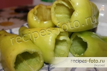 Перец фаршированный мясом и грибами запеченный в духовке