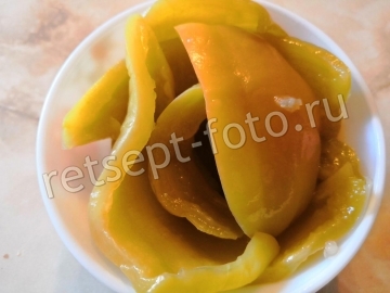 Перец маринованный с чесноком быстрого приготовления
