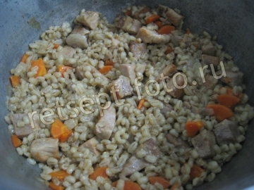 Перловка с мясом