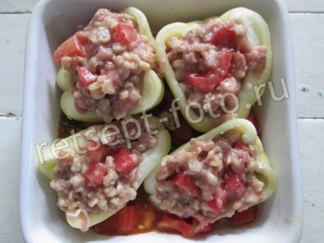 Перцы фаршированные мясом и овсянкой