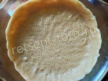 Песочный пирог с грибами и заливкой