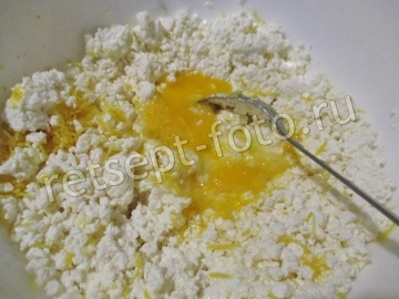 Песочный пирог с творогом и сливками