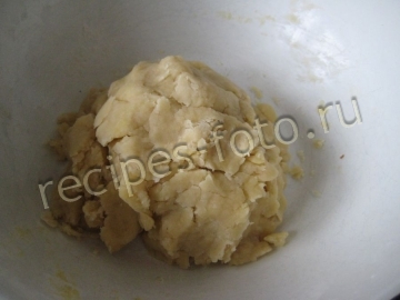 Песочный пирог с творогом и зеленью