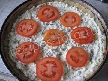 Песочный пирог с творогом и зеленью
