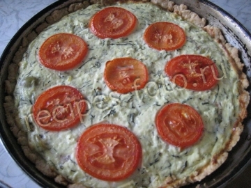 Песочный пирог с творогом и зеленью