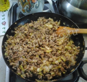 Пиде с фаршем, грибам и сыром