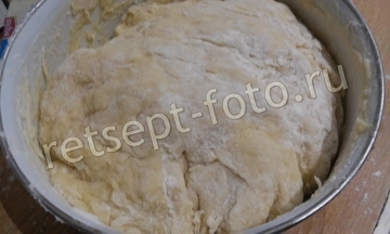Пирог "Рождественский венок" с изюмом
