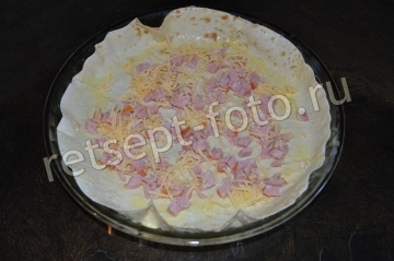 Пирог из лаваша с ветчиной и сыром в духовке