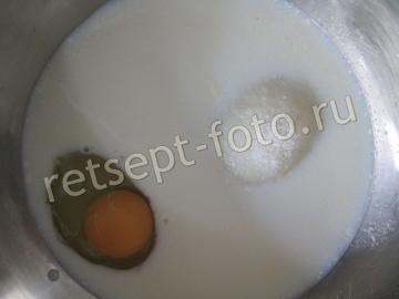 Пирог на кислом молоке с абрикосами