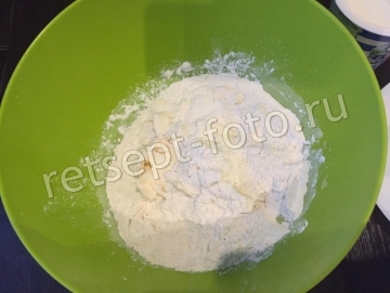 Пирог с яблоками на маргарине