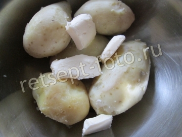Пирог с капустой из картофельного теста
