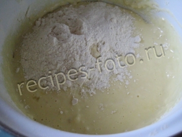 Пирог с картошкой и грибами на кефире на скорую руку